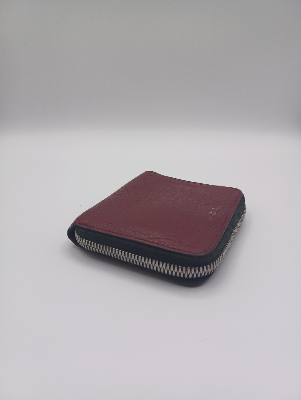 Marc Jacobs Leather Wallet - Picture 5 of 12